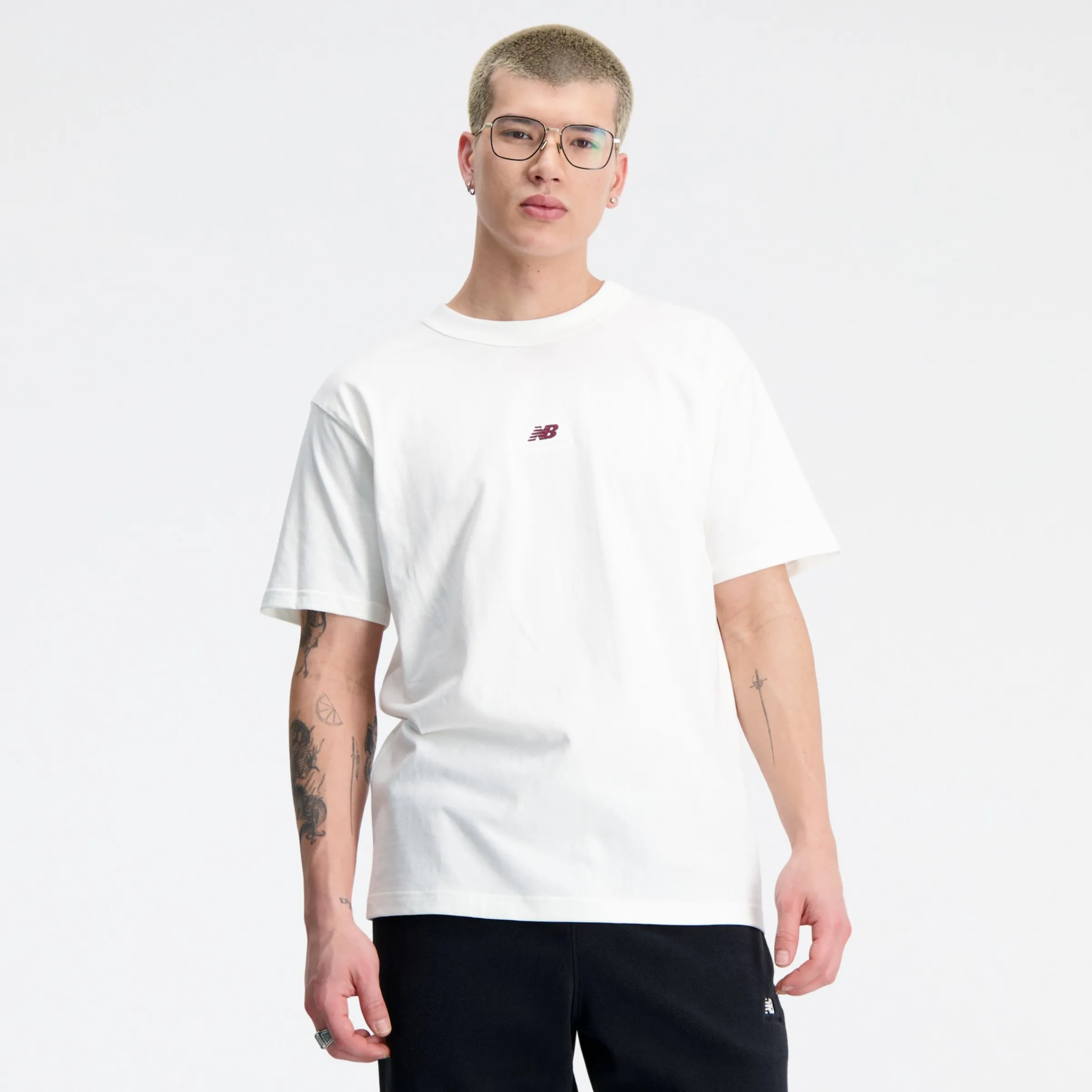 MEN New Balance Shirts|Men'sAthletics Remastered Graphic Cotton Jersey Short Sleeve T-shirt