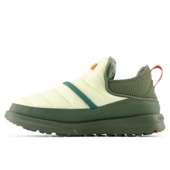 MEN New Balance Sandals|UnisexCaravan Mid-Moc v2