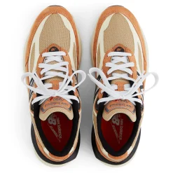 MEN New Balance |UnisexMade in USA 990v6