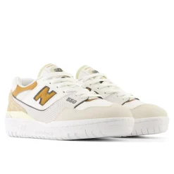 WOMEN New Balance Shoes|Women's550