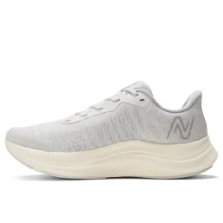 WOMEN New Balance Running|Women'sFuelCell Propel v4