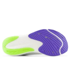 WOMEN New Balance Running|Women'sFuelCell Rebel v3